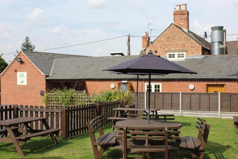 The Royal Oak Hotel Loughborough Buitenkant foto